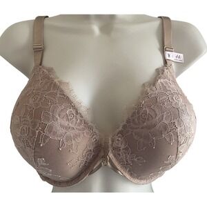 Victoria Secret Very Sexy Lace Demi Bra Nude 44C NWT